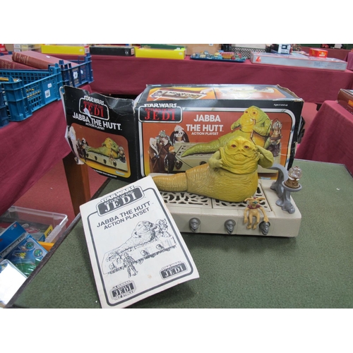 647 - A Kenner Star Wars Return of The Jedi Jabba The Hutt Action Playset, boxed contents include Jabba pr... 