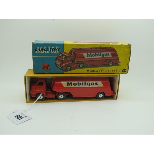 901 - Corgi Toys: A Boxed Major 1110 Mobilgas Petrol Tanker, slight paint losses to model, box fair/poor.