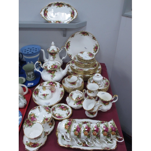 1197 - Royal Albert Old Country Roses part tea and dinner service (mostly second quality but some firsts in... 