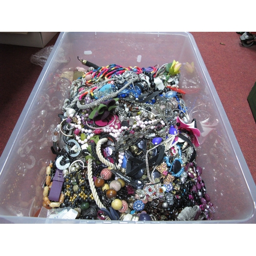 1118 - Ladies Costume Jewellery, bangles, necklaces, etc:- One Box