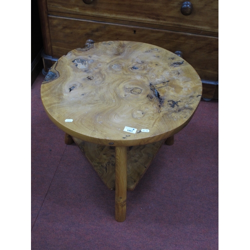 1557 - Burr Elm Coffee Table, with a circular top, on round chamfered supports, with undershelf 59cm wide x... 