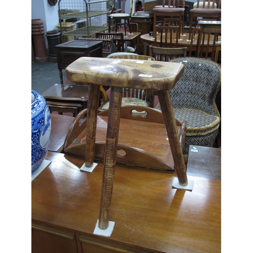 1565 - XIX Century Elm Cutlers Stool, 52cm high