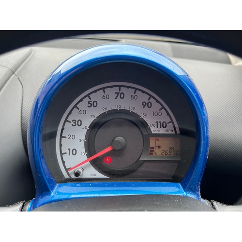 1000 - 2009 [YP59 XWE] Toyota Aygo 1.0 VVT-i (petrol) 5-door hatchback in blue with 26,970 miles. MOT expir... 