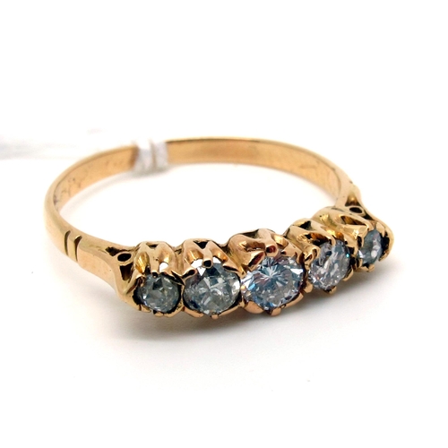 128 - A Victorian Style Five Stone Diamond Ring, the graduated brilliant cut stones claw set (finger size ... 