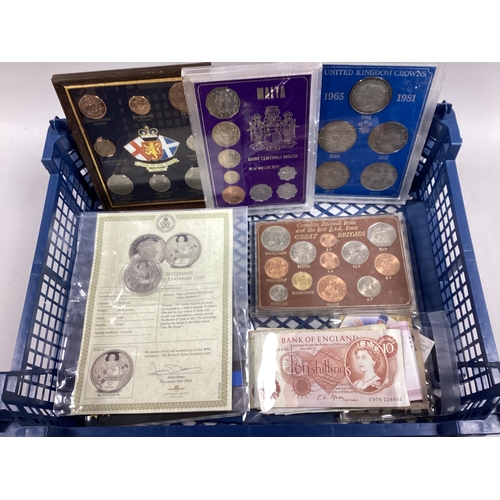 17 - Collection Of Coins And Banknotes, GB Crowns, 1972 Malta coin set, 2021 coin price yearbook, large q... 