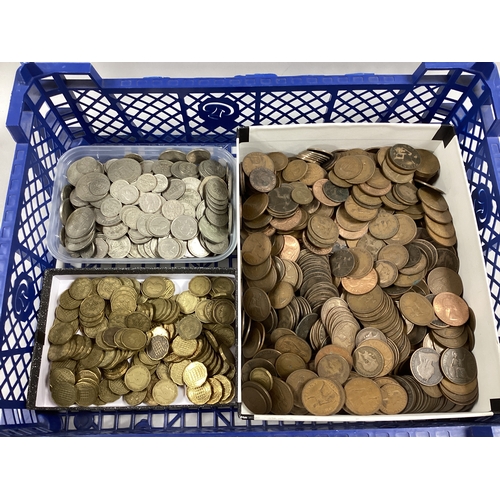 51 - Large Collection Of GB Pre-Decimal Coins, Pennies, brass Threepences, Cartwheel Penny etc.