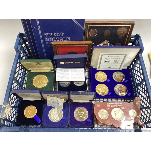 8 - Large Collection Of GB And World Coins, including Whitman folders, Tower Mint medals, £5 coins etc. ... 