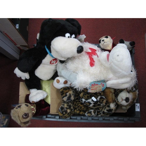 334 - A quantity of soft toys to include Charlie Bears SURABHI, certified no. 961 of 4000, approximately 4... 