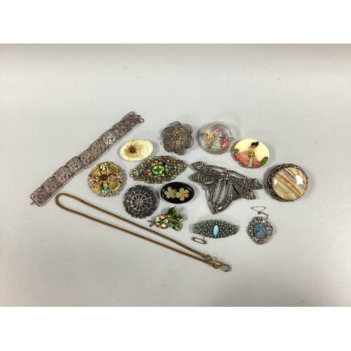 16 - A Collection of Brooches, to include lucite, filigree, gilt coloured, polished hardstone, together w... 