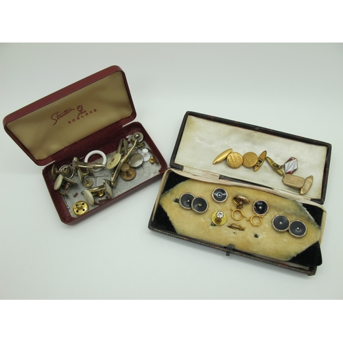 165 - An Art Deco Cased Set of Cufflinks and Dress Buttons, (incomplete) together with further assorted cu... 