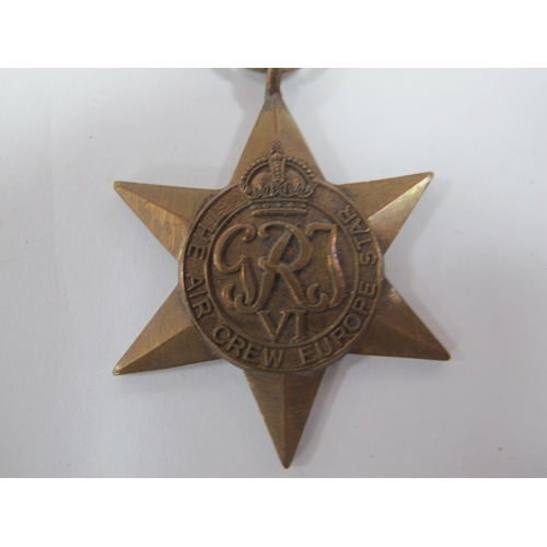 864 - World War II British Medal Group, comprising of 1939-45 Star, Pacific Star, Defence Medal 1939-45 Wa... 