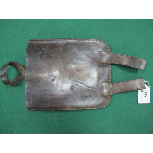 734 - WW1 German entrenching tool with manufacturer mark and date 1915, complete with leather tool head co... 