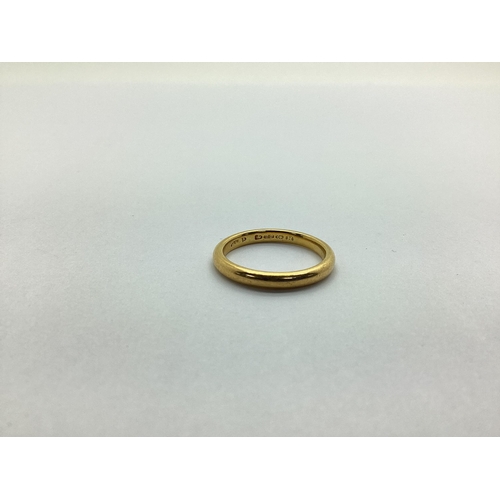 222 - A 22ct Gold Plain Narrow Wedding Band, (finger size M) (3.8grams).