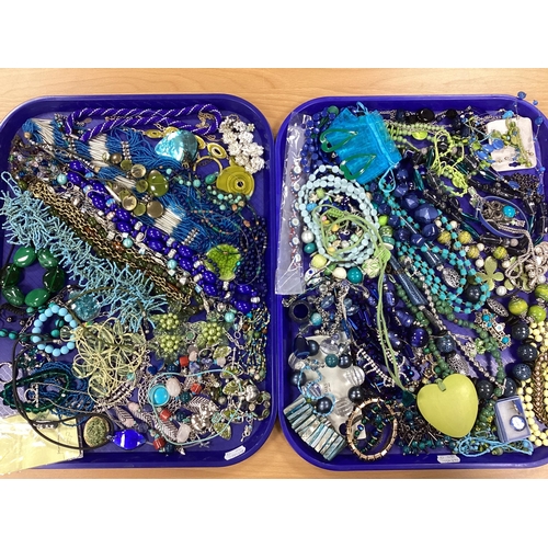 32 - A Mixed Lot of Assorted Costume Jewellery, in hues of green and blue :- Two Trays