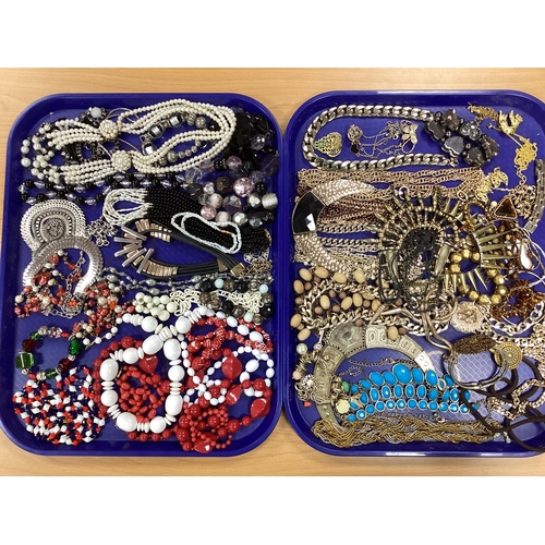 65 - Assorted Costume Jewellery, including bead necklaces, gilt metal necklaces and chains, etc :- Two Tr... 