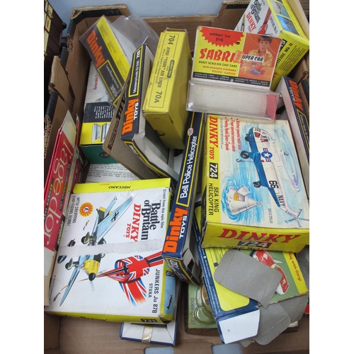 313 - A quantity of original vintage diecast model vehicles Empty Boxes to include Dinky Toys #724 Sea Kin... 