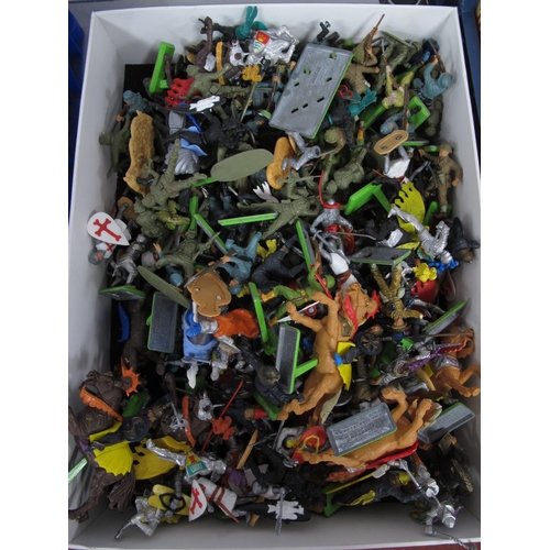 362 - A collection of plastic, white metal model figures, toy soldiers, knights to include Britains Deetai... 