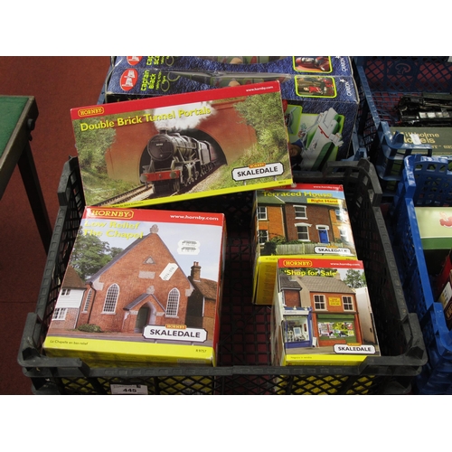 445 - Four Hornby Skaledale Boxed Items, Ref No's R8512 