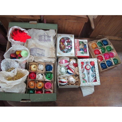 1004 - One Box of Vintage Christmas Decorations.