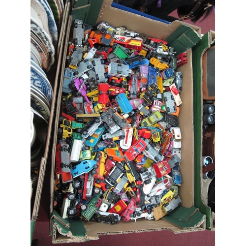 1058 - A large collection of loose Diecast model cars to include Corgi, Matchbox, Superfast etc comprising ... 