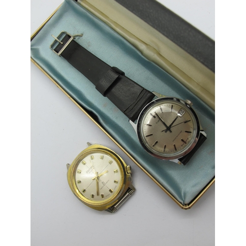 133 - Timex; A Vintage Gent's Wristwatch, the signed dial with line markers, centre seconds and date apert... 