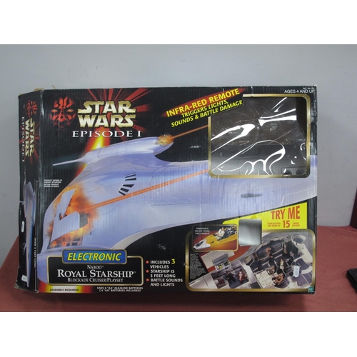 323 - A Hasbro Star Wars Episode I Electronic Naboo Royal Starship Blockade Cruiser Playset, includes Esca... 