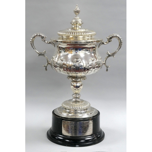 62 - A Large Edwardian Hallmarked Silver Twin Handled Lidded Trophy Cup, Johnson, Walker & Tolhurst Ltd, ... 