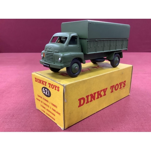 655 - Dinky Toys No 621 3-Ton Army Wagon, excellent, boxed, some staining/crushing to box.