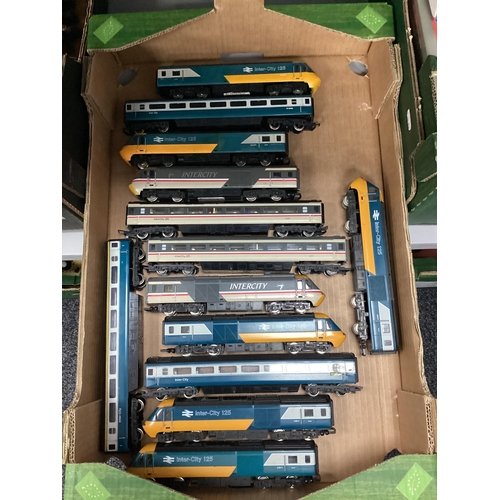 54 - OO gauge HST 125 dummy power units and coaches, untested. (13)