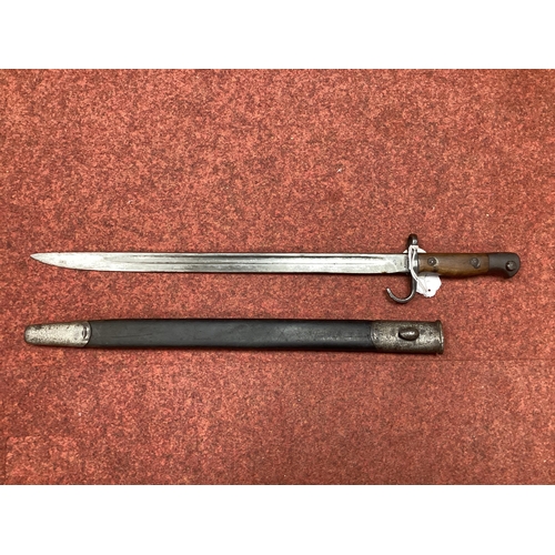 351 - WWI Scarce British Pattern 1907 Bayonet with Hooked Quillon and Scabbard, bayonet manufacturer mark ... 