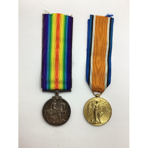 462 - WWI Duo of British Medals with box, including British War Medal and Victory Medal, awarded to S-2568... 