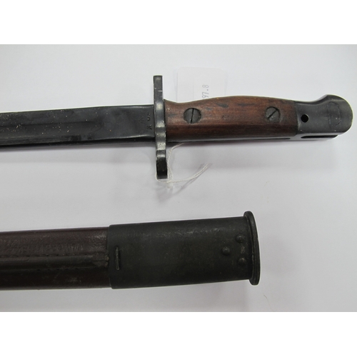 357 - WWII Australian 1907 Pattern Short Bayonet, with various marks on blade including year '45', manufac... 