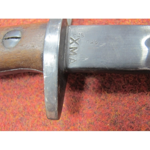 353 - WWII Australian 1907 Pattern Bayonet, with various marks on blade including Year '42', manufacturer ... 