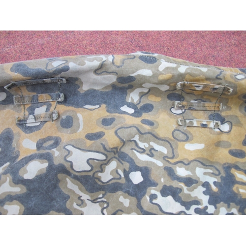 310 - WWII Third Reich German Waffen SS Style Camouflage Smock. Due to the nature of these items we polite... 