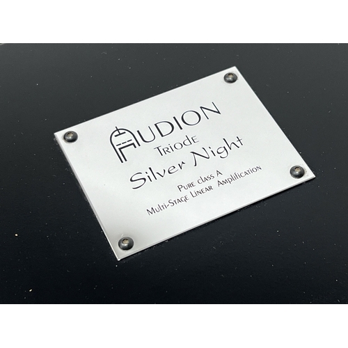 457 - Audion 300B S.E. Silver Night Stereo Power Amplifier, serial number 95031405. The unit is supplied w... 