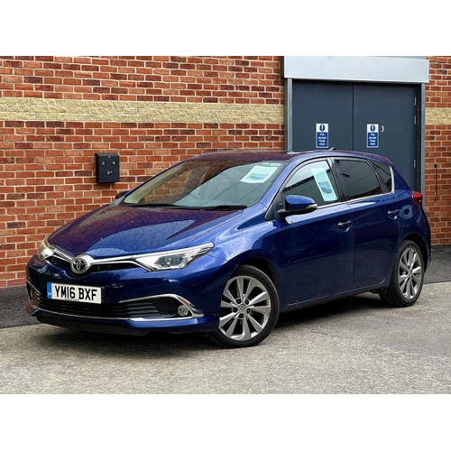 2016 [YM16 BXF] Toyota Auris 1.2T Excel VVT-I 5-door hatchback, in blue ...