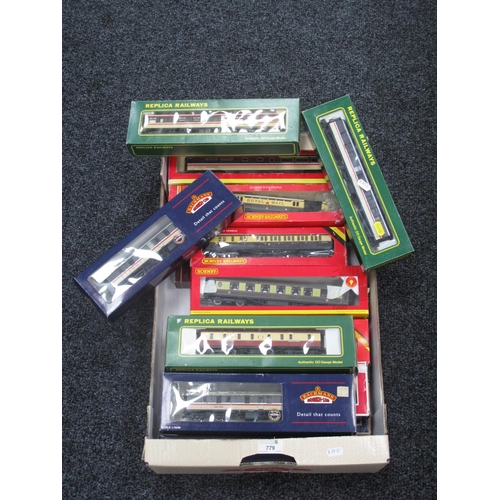 779 - Eighteen OO Gauge Outline British Coaches by Hornby, Bachmann, Replica Railways and other, boxed.
