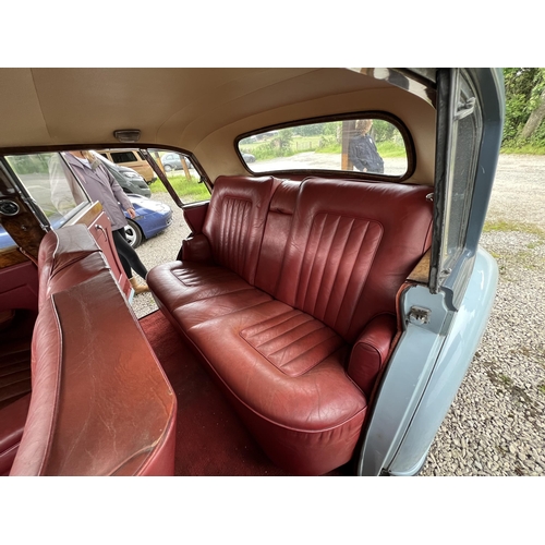 1001 - 1959/60 [260 GRR] Armstrong Siddeley Star Sapphire in two-tone dark blue over sapphire blue combined... 