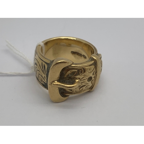 118 - A Chunky 9ct Gold Belt / Buckle Ring, (approximate finger size X) (27.5grams).