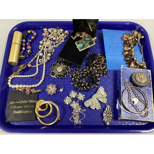 34 - Assorted Costume Jewellery, including expanding bangle, Victorian Aesthetic brooch, curblink bracele... 