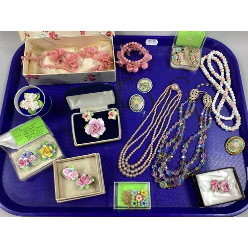 37 - An Assortment of Kitsch Style Costume Jewellery, to include beaded floral necklace, bracelet and cli... 