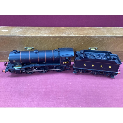 589 - An 'O' Gauge/7mm Kit Built 2-6-0 (Mogul?) Steam Locomotive with Six Wheel Tender, L.N.E.R black with... 