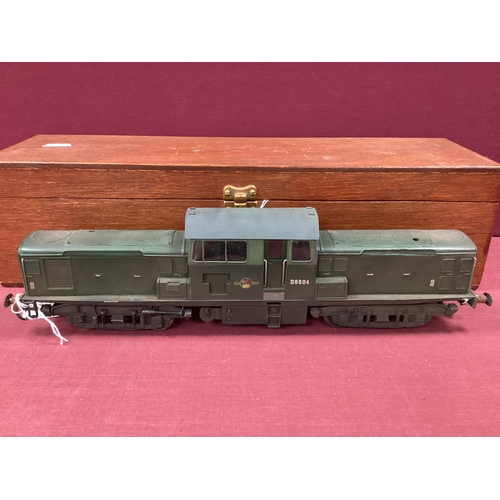 592 - An 'O' Gauge/7mm Kit Built BR Class 14 Bo-Bo Diesel Locomotive, BR green with R/No D8604, good untes... 