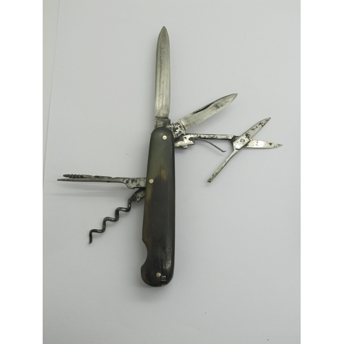 744 - Folding Pocket Knives, including I.XL George Wostenholm, Richards, Joseph Rodgers, etc. (8)