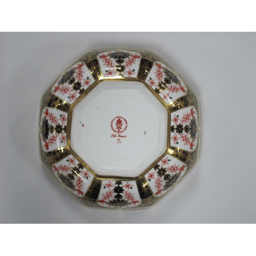1053 - A Royal Crown Derby Porcelain Bowl, of octagonal form decorated in Imari Pattern 1128, date code for... 