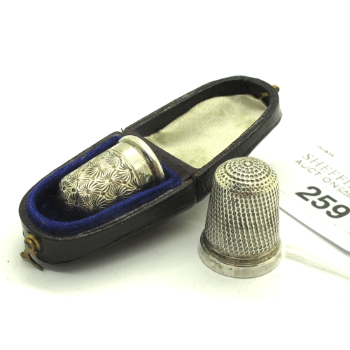 259 - Charles Horner; An Edwardian Hallmarked Silver Thimble, Chester 1907, the thimble with allover sunbu... 