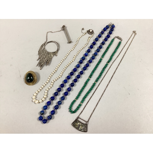 173 - An Assortment of Vintage and Later Jewellery, to include hardstone beaded necklace, graduated freshw... 