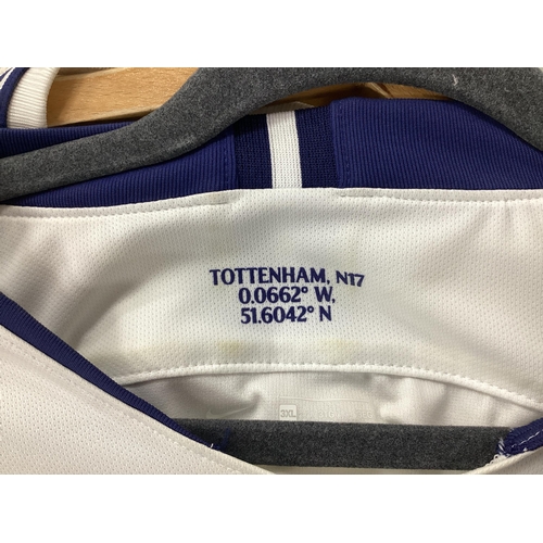 407 - Tottenham Hotspur Nike Home Shirts with 'AIA' Logo, size XL (3).