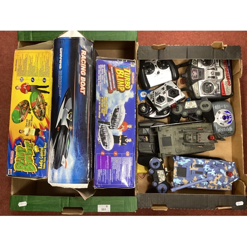 551 - Modern Radio Controlled Toy Interest by Airtech and other including Tanks, Racing Boat, Turbo Blimp,... 