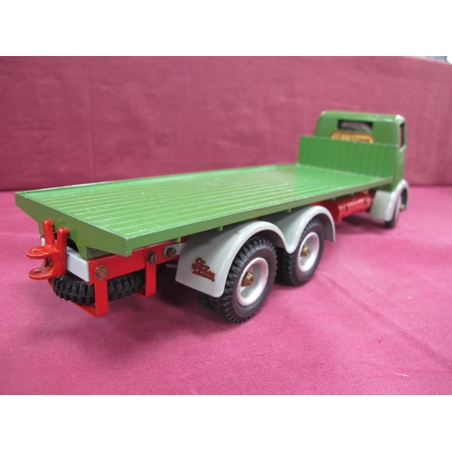 830 - A Shackleton Foden Flat Bed Lorry, green/light grey, clockwork working, overall very good/excellent,... 